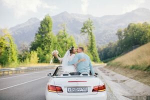 Аренда авто на свадьбы в Сочи